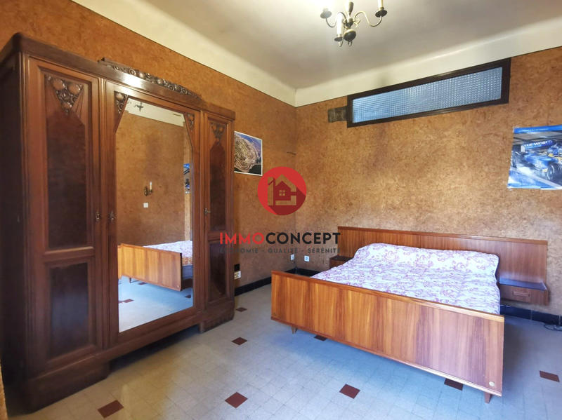 Maison - 193 m² - 7 pièces