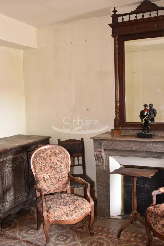 Maison - 175 m² - 9 pièces