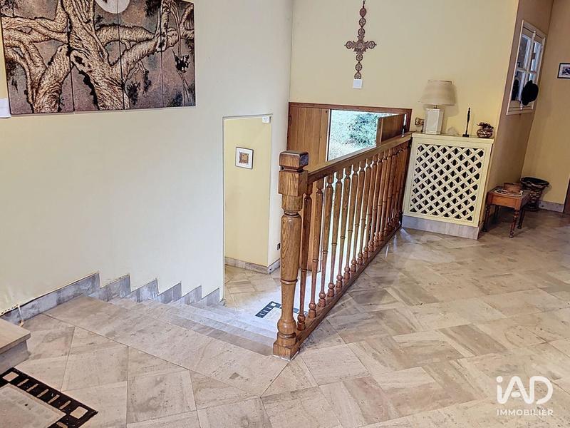 Maison - 310 m² - 6 pièces