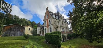 Maison de domaine équestre - 650 m² - 10 pièces