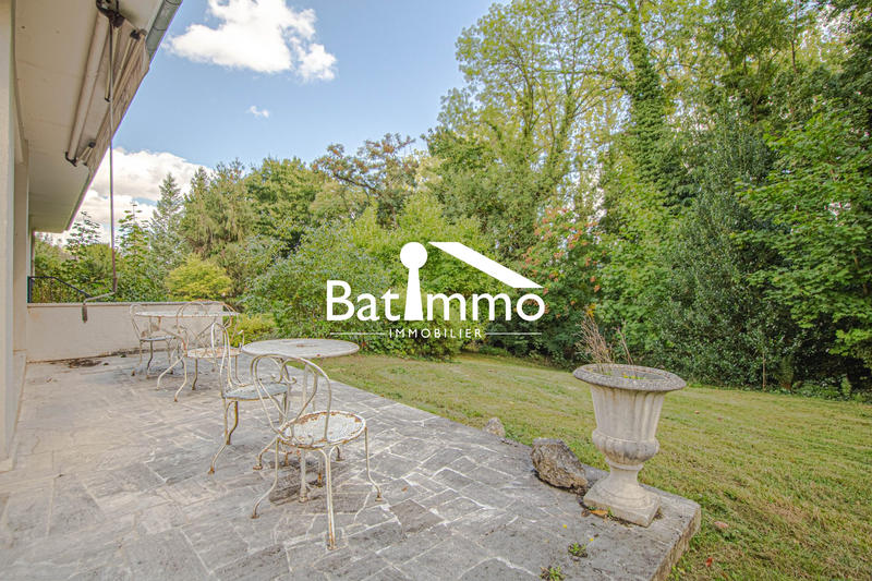 Maison traditionnelle - 134 m² - 6 pièces