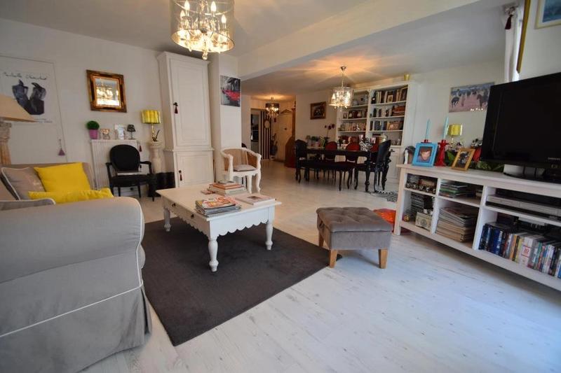 Appartement - 97 m² - 3 pièces