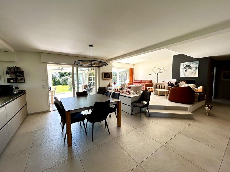 Maison d'architecte - 200 m² - 6 pièces