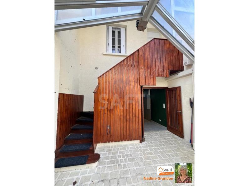 Maison - 179 m² - 5 pièces