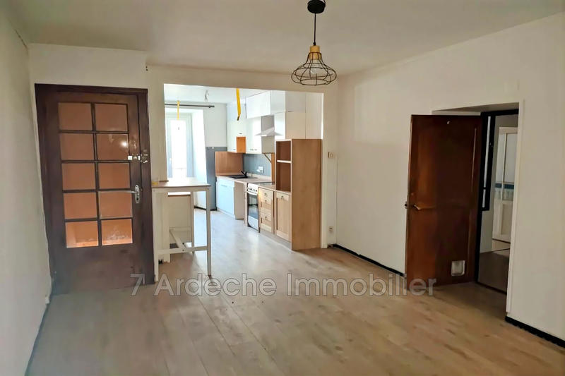 Maison - 75 m² - 3 pièces