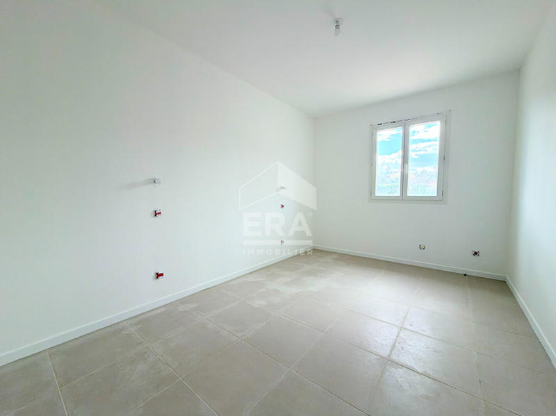Maison - 99 m² - 4 pièces