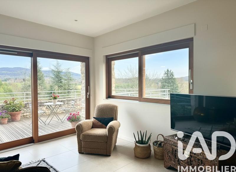 Maison - 164 m² - 5 pièces