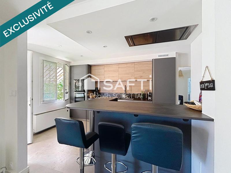 Villa - 200 m² - 7 pièces