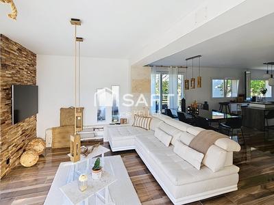 Maison - 119 m² - 3 pièces