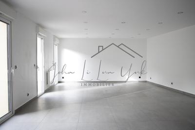 Maison - 174 m² - 7 pièces