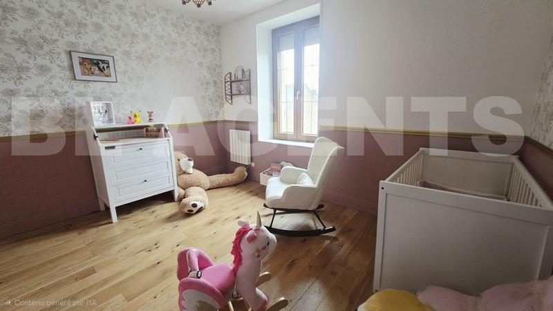 Maison - 260 m² - 10 pièces