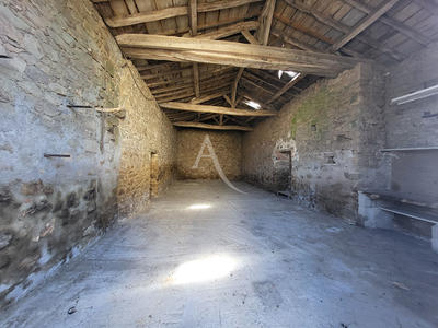 Maison - 215 m² - 5 pièces