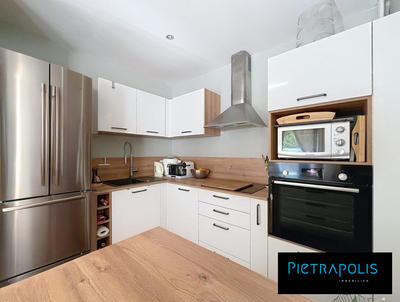 Appartement - 89 m² - 4 pièces