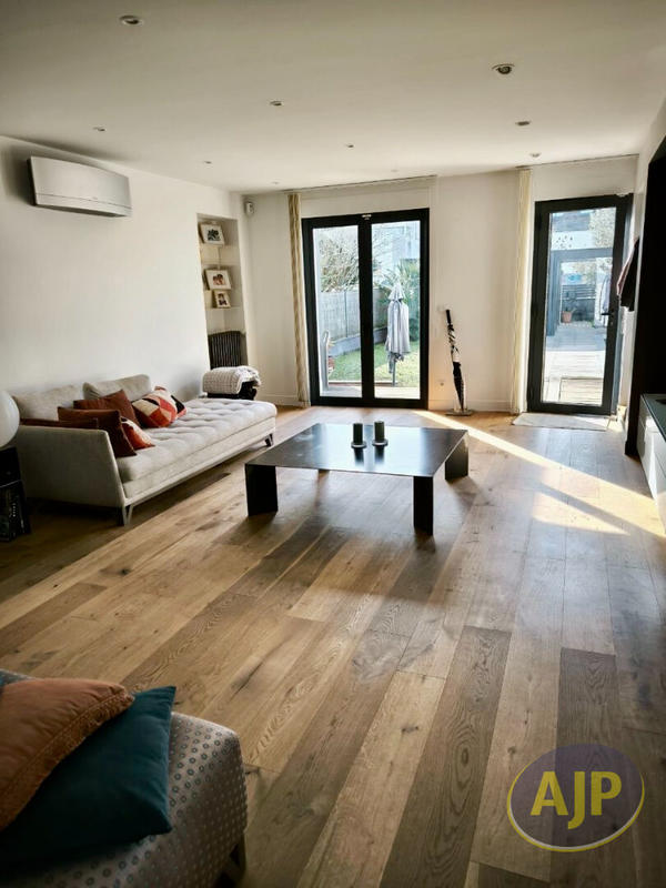 Maison - 175 m² - 5 pièces