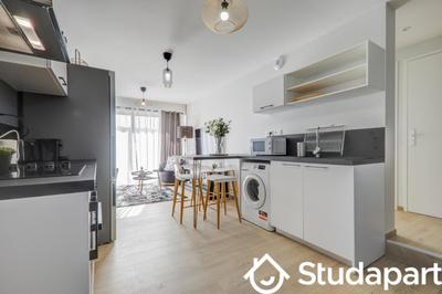 Chambre - 10 m² - 1 pièce