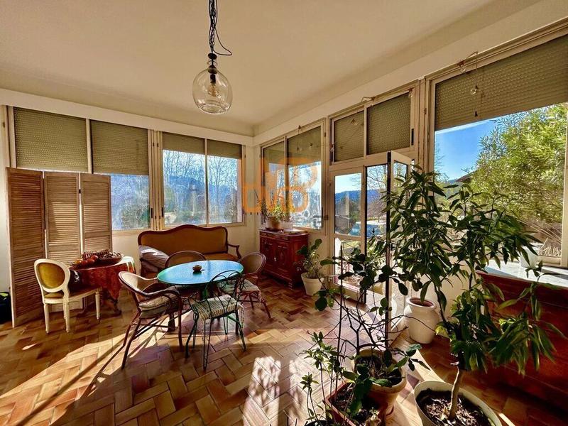 Maison ancienne - 168 m² - 6 pièces