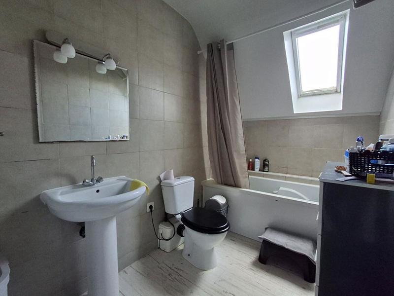 Maison - 148 m² - 7 pièces