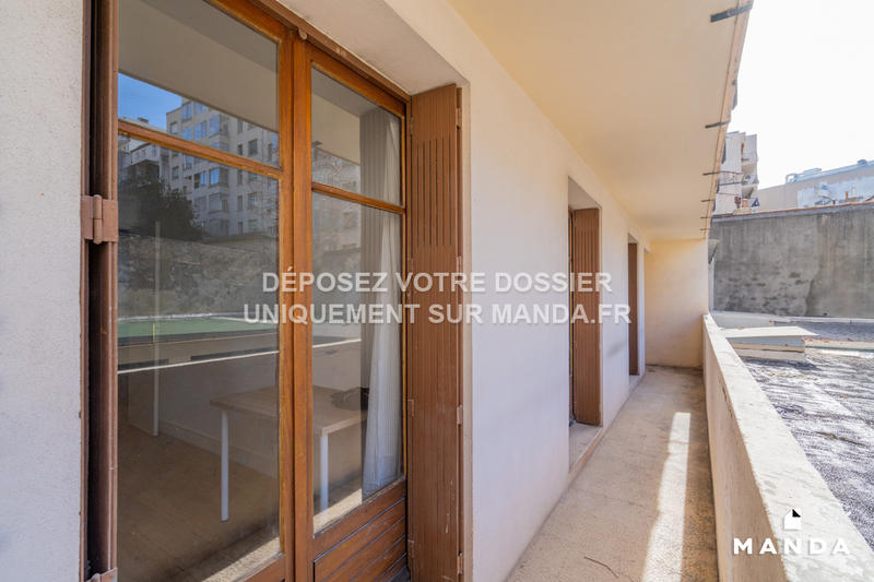 Chambre - 12 m² - 4 pièces