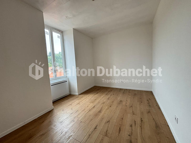 Appartement - 84 m² - 4 pièces