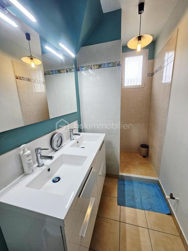 Maison - 163 m² - 6 pièces