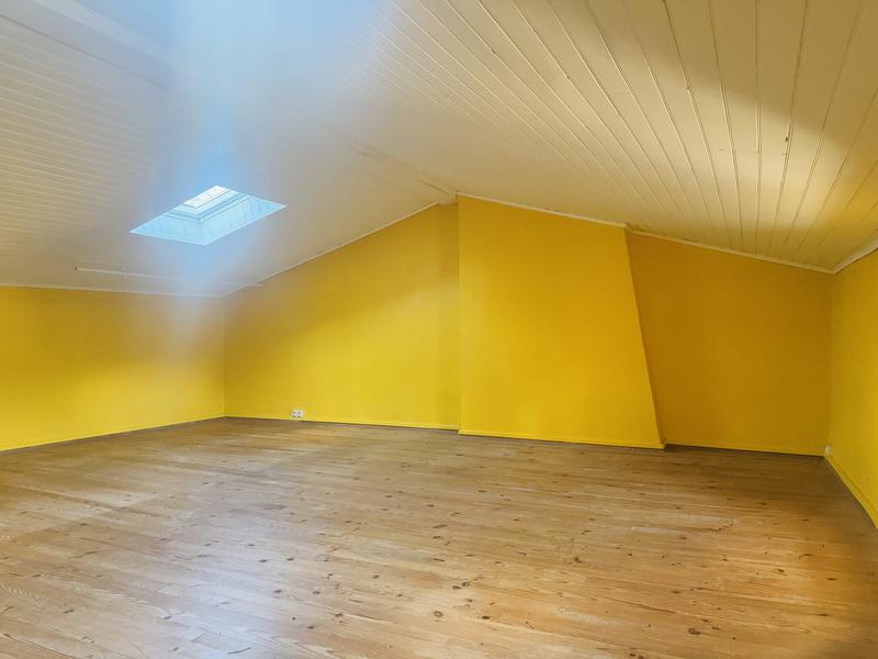 Maison - 90 m² - 3 pièces