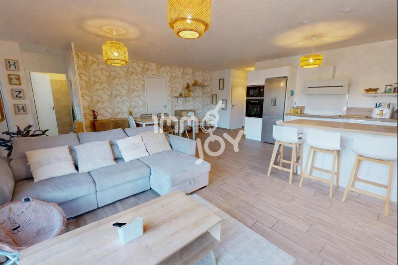 Maison - 83 m² - 4 pièces