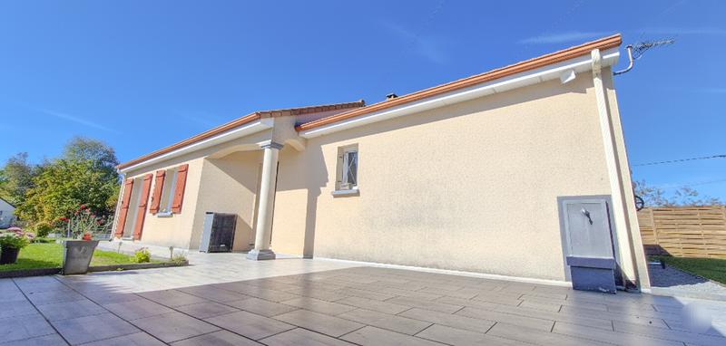 Maison - 95 m² - 5 pièces