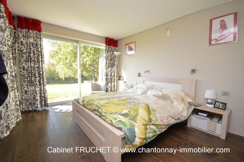 Maison - 187 m² - 6 pièces