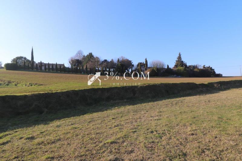 Propriété - 256 m² - 9 pièces