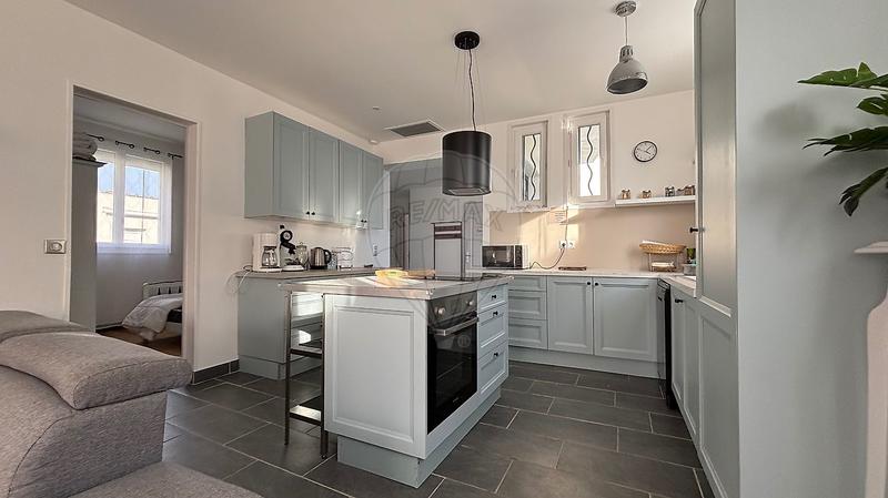 Maison - 105 m² - 6 pièces