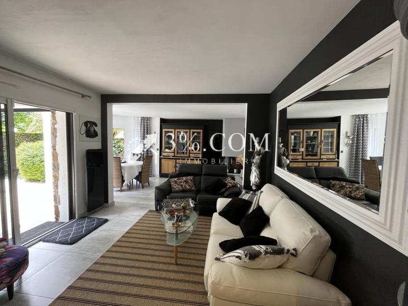 Maison - 170 m² - 7 pièces