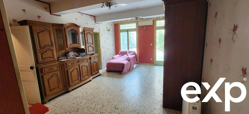 Maison - 255 m² - 9 pièces