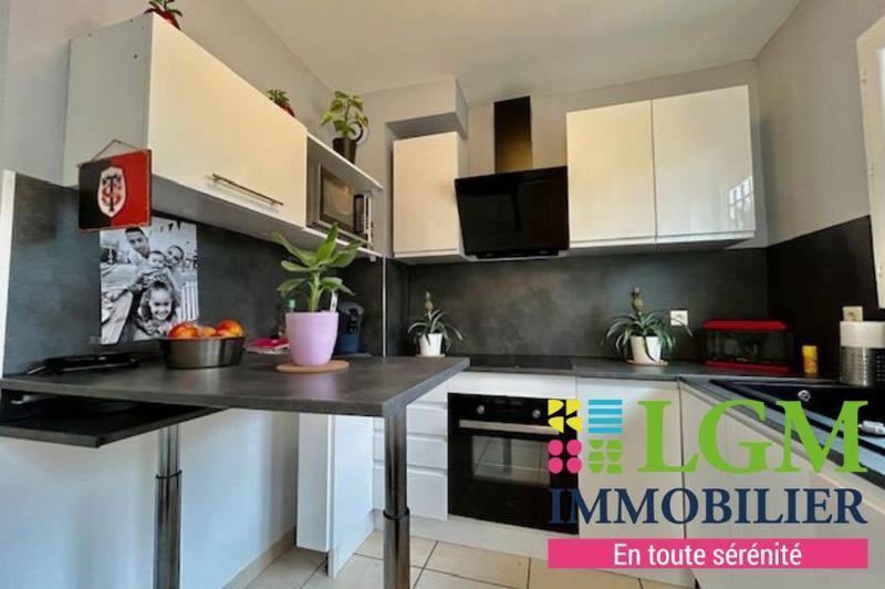 Maison - 75 m² - 4 pièces
