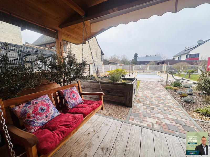 Maison - 226 m² - 6 pièces