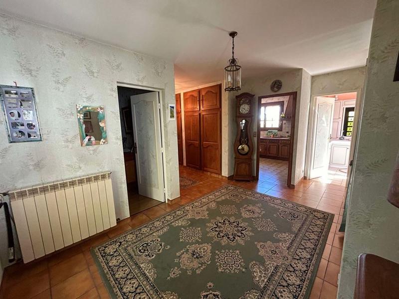 Pavillon - 200 m² - 8 pièces