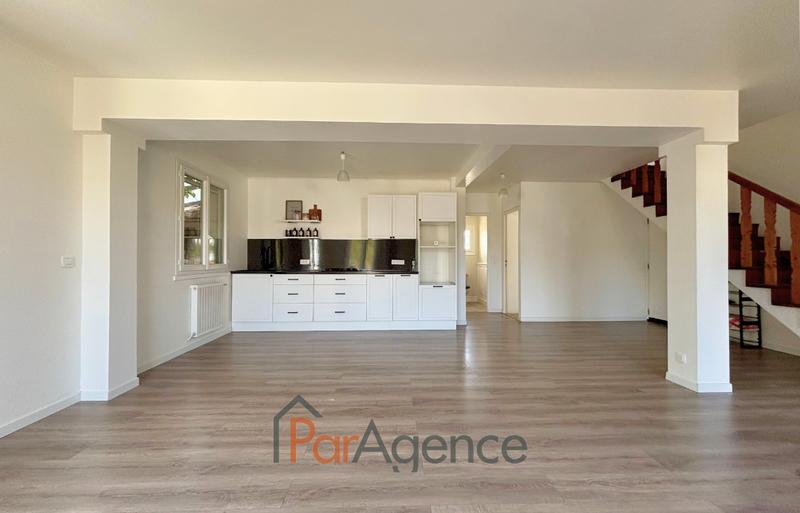 Maison - 120 m² - 6 pièces