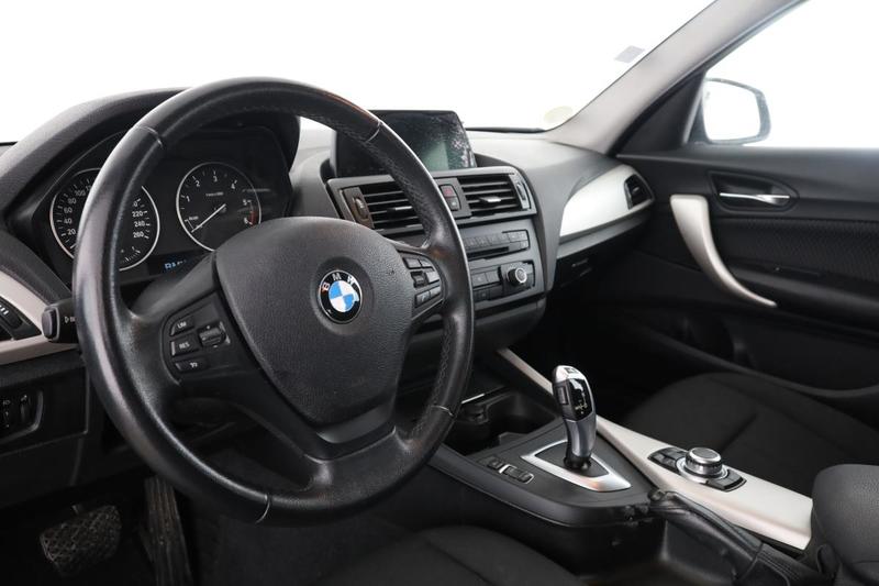 Bmw Série 1 118dA Lounge 5p 143 ch