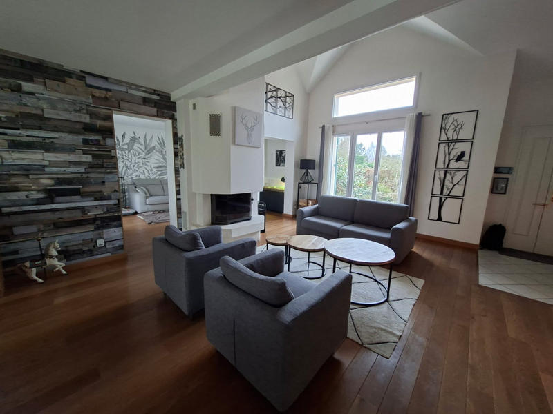 Maison contemporaine - 200 m² - 7 pièces