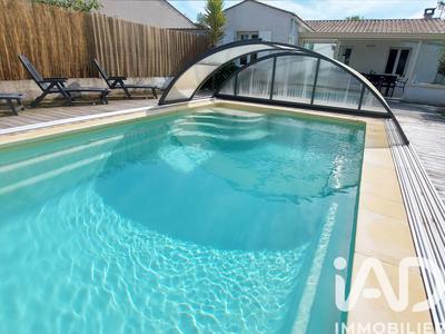 Maison - 98 m² - 5 pièces