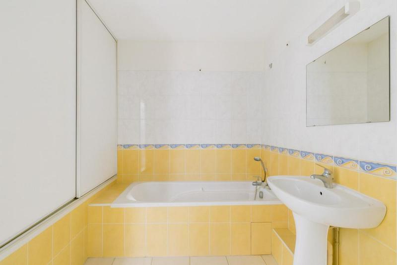 Appartement - 64 m² - 2 pièces