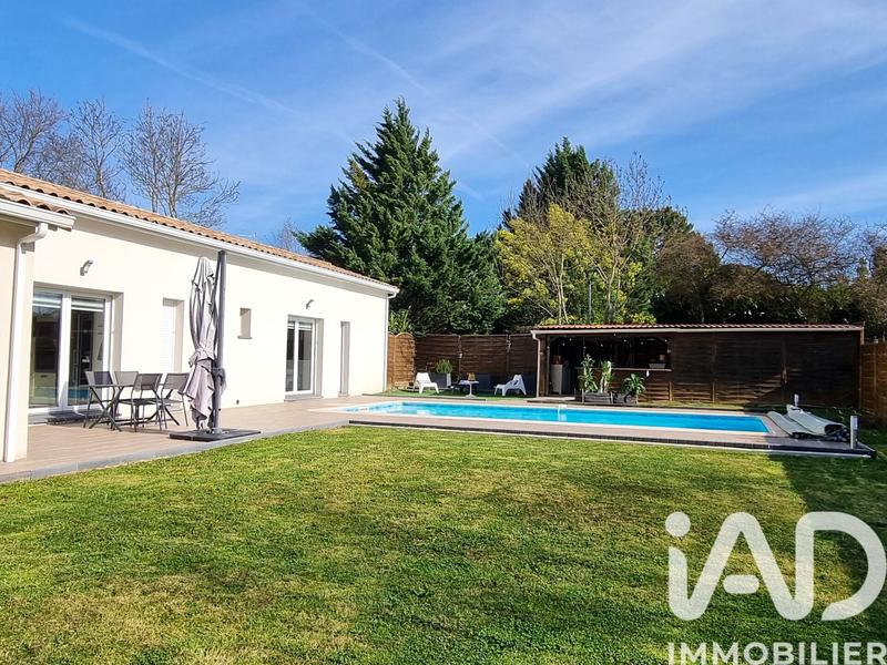 Maison - 156 m² - 4 pièces