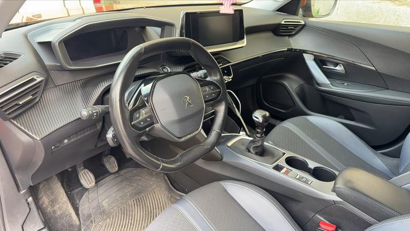 Peugeot 2008 II 1.2 PureTech 130 Allure