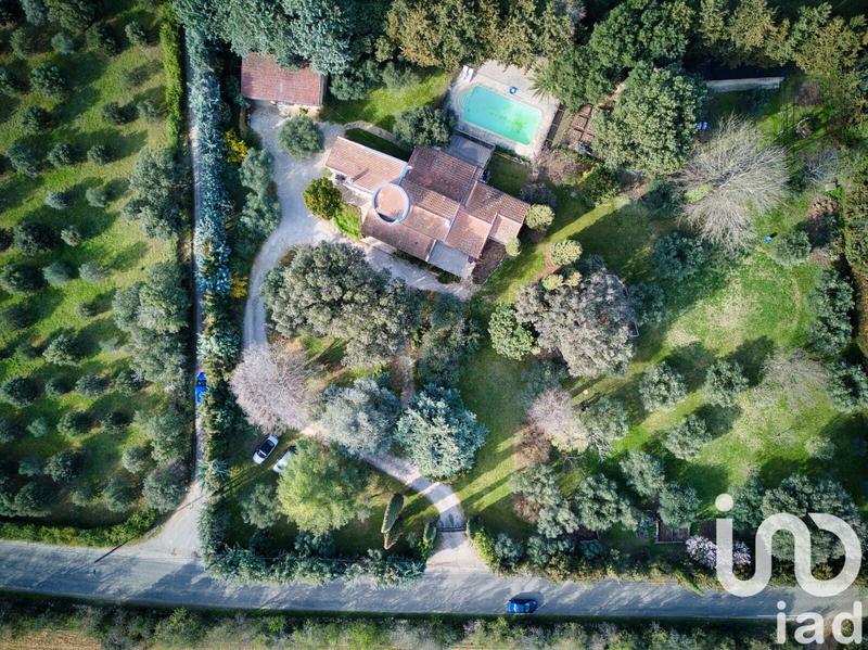 Maison - 188 m² - 8 pièces