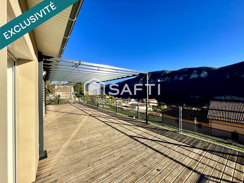 Maison - 177 m² - 7 pièces