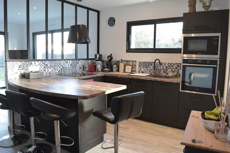 Maison - 90 m² - 4 pièces