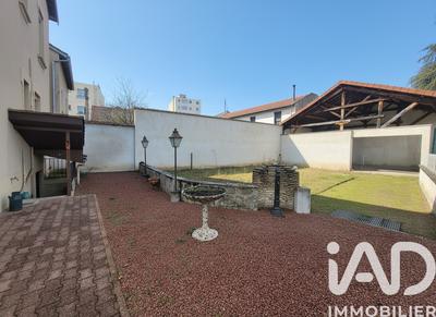 Maison - 138 m² - 6 pièces