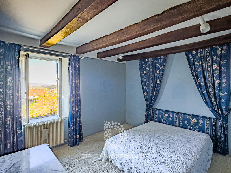 Maison de village - 310 m² - 14 pièces