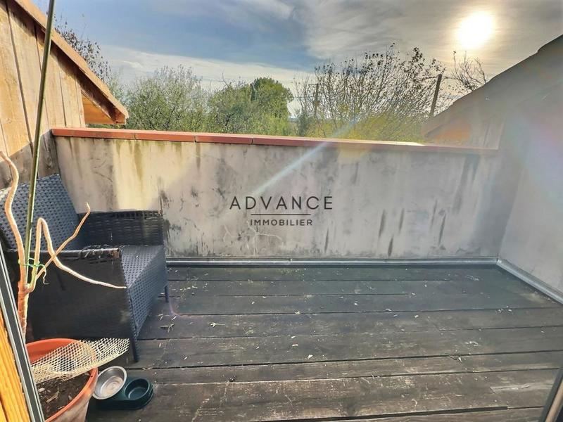 Corps de ferme - 320 m² - 5 pièces