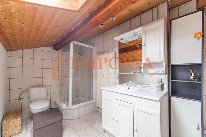 Maison - 156 m² - 7 pièces