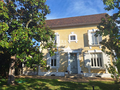 Maison - 170 m² - 7 pièces